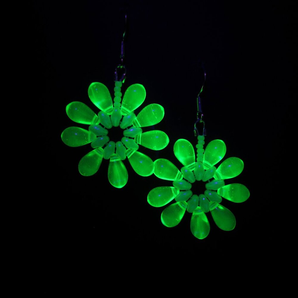 Handwoven Uranium Glass drop flower Statement earrings - Picture 10 of 10